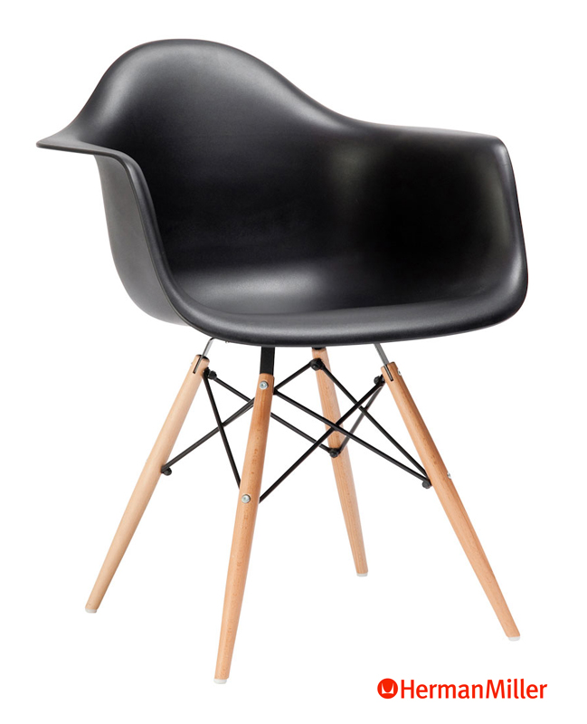 Eames Plastic Armchair
