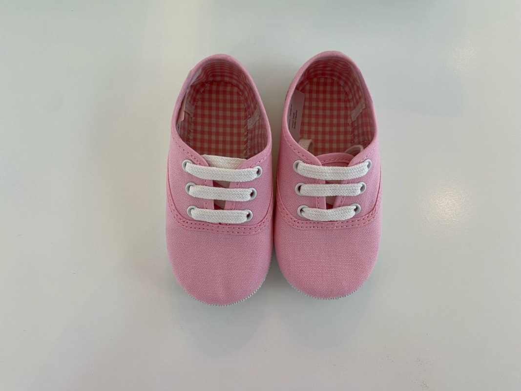 zapatillas niños de cordones rosa