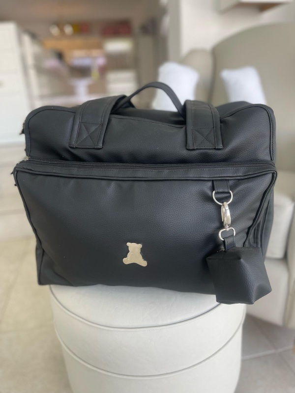 valija ana paula simil cuero negro