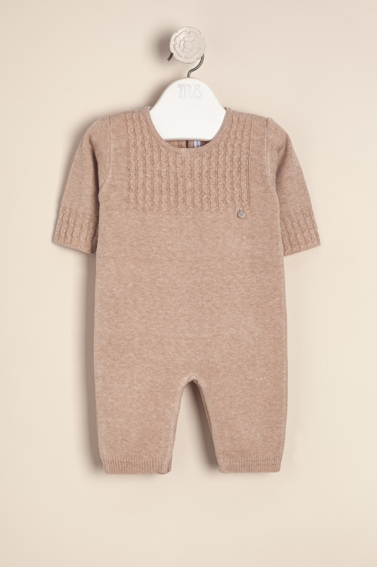 enterito con canesu de trenzas beige