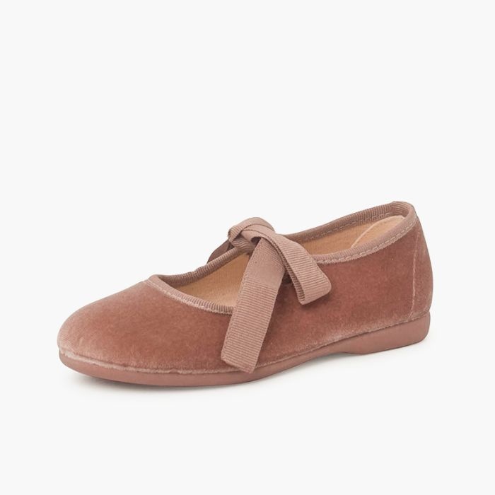 mercedita terciopelo lazo faya niña maquillaje