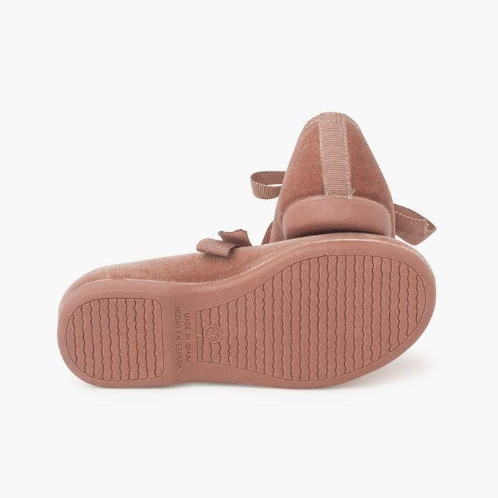 mercedita terciopelo lazo faya niña maquillaje