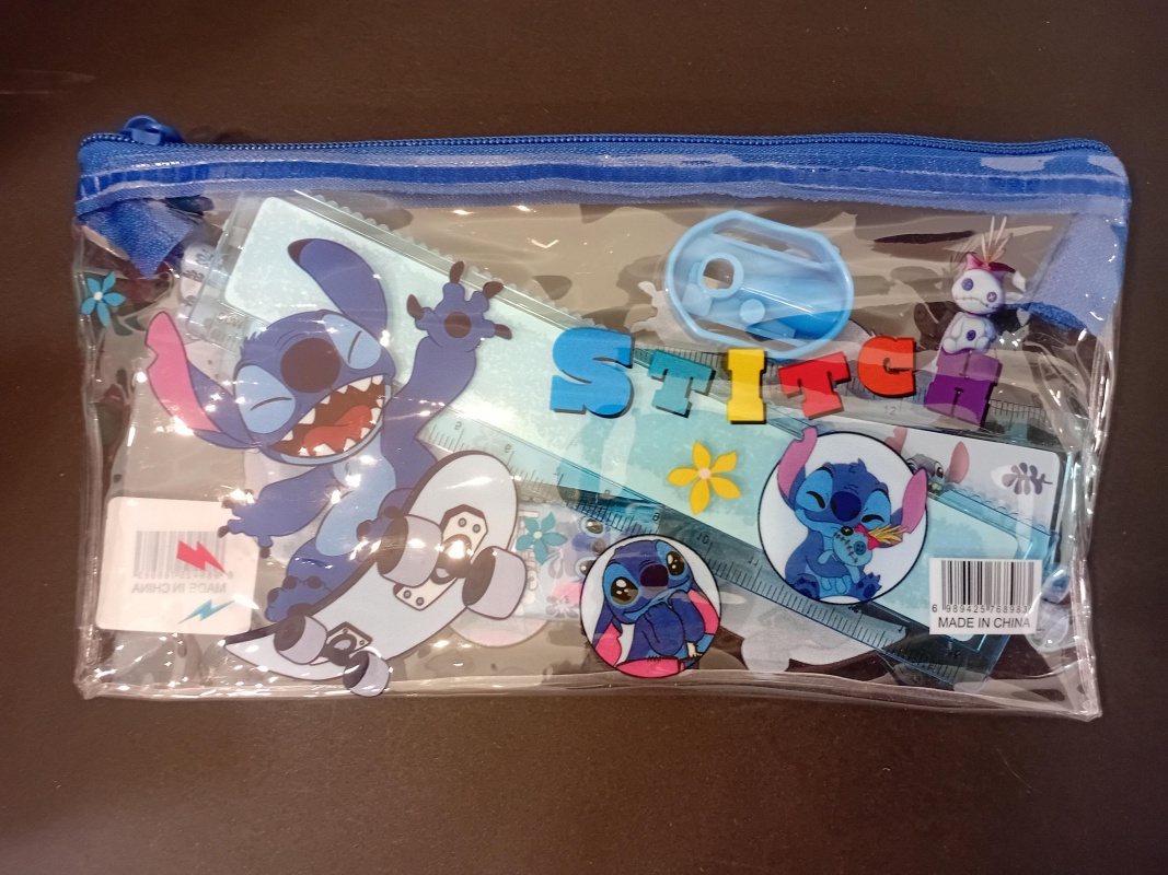 KIT ESCOLAR C/ CARTUCHERA STITCH