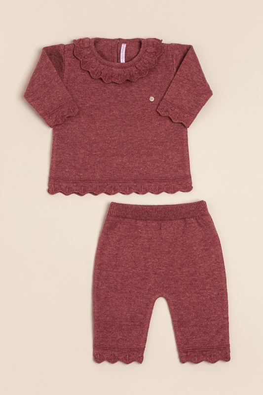 conjunto de sweater volado y pantalon lia granate