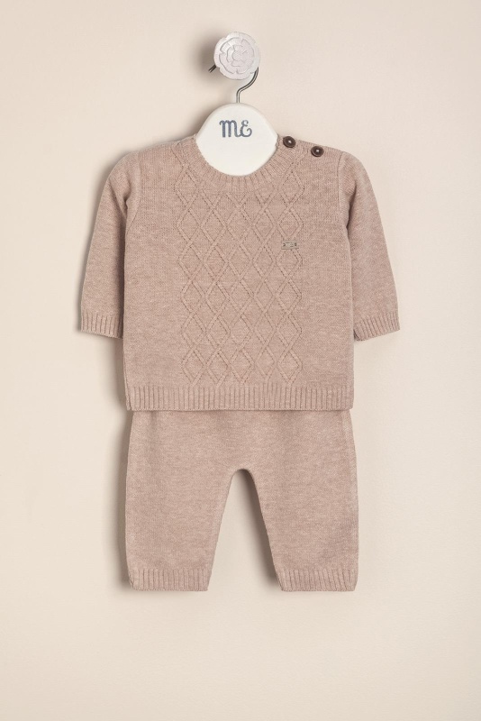 conjunto con rombos anto beige