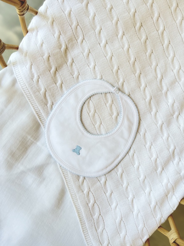 babero pima basico bl/cel