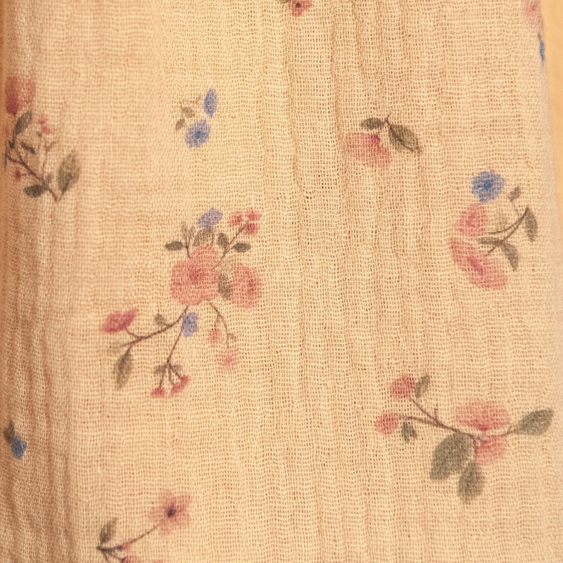 vestido en gasa estampado miel