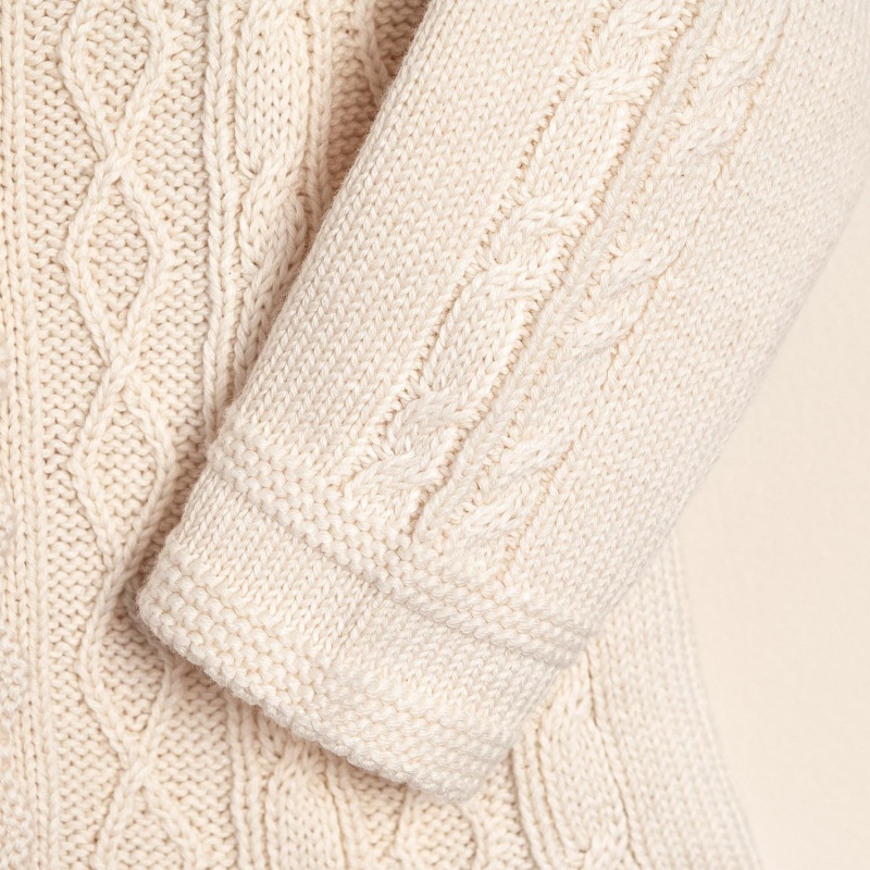 saco con cuello smocking crudo