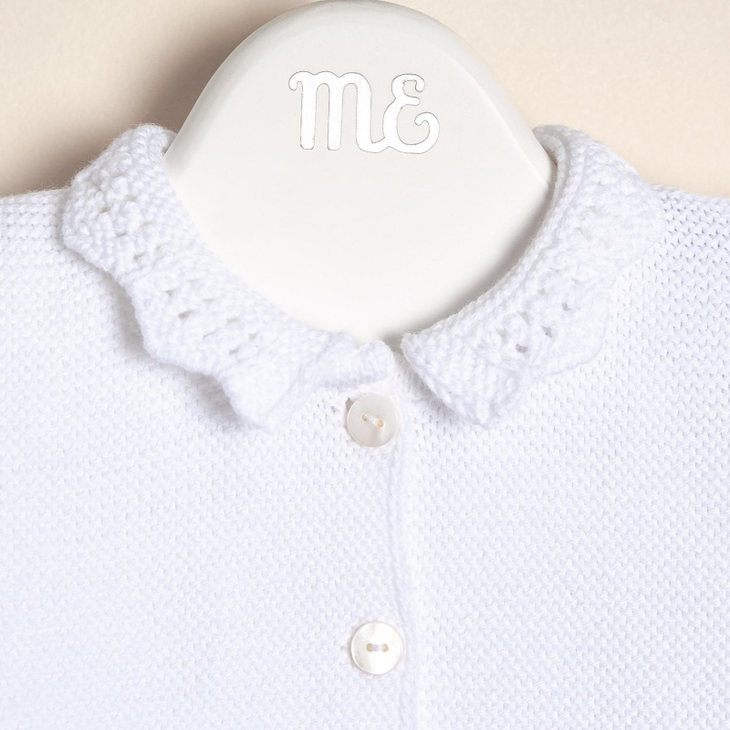 saco de santa clara con cuello blanco