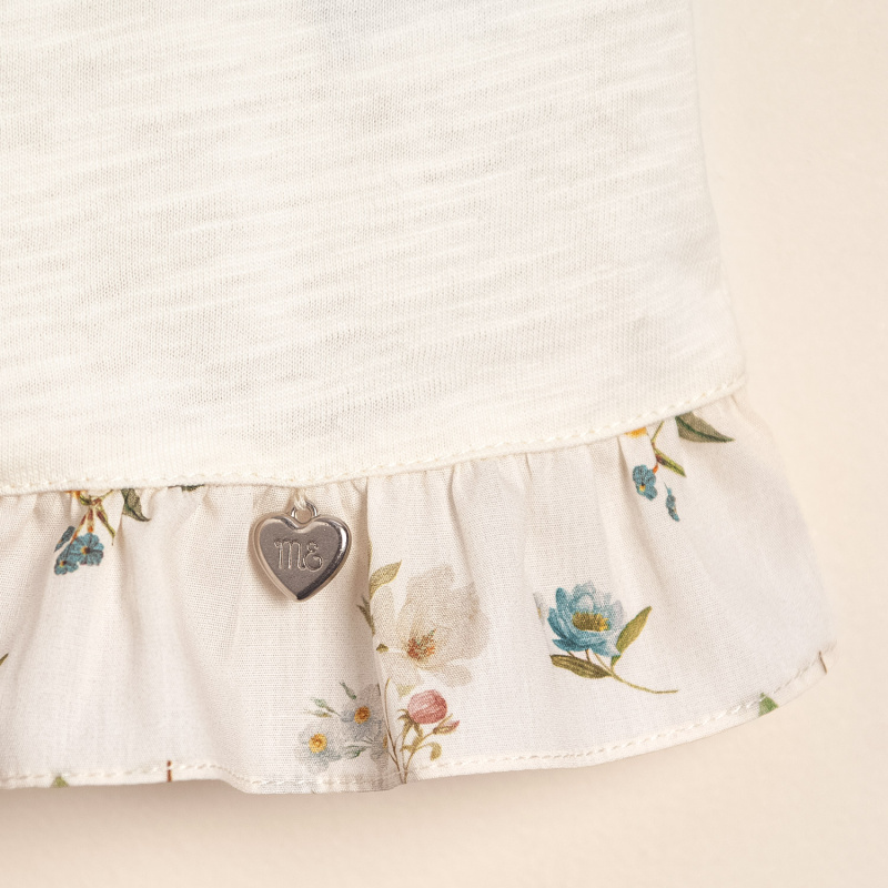 remera combinada con liberty anna