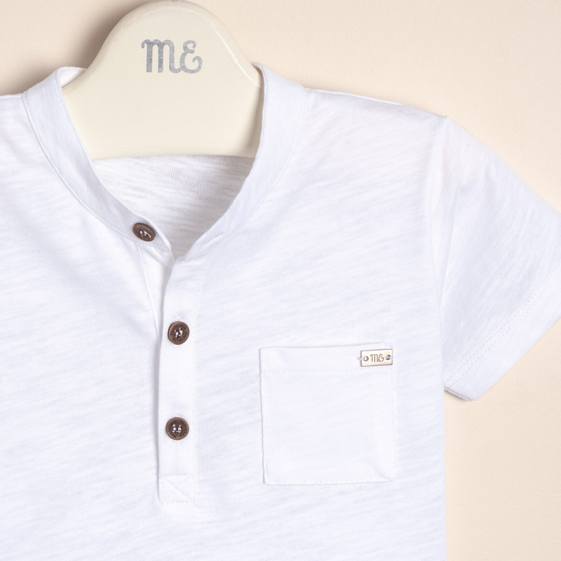 remera flame con cuello mao bl