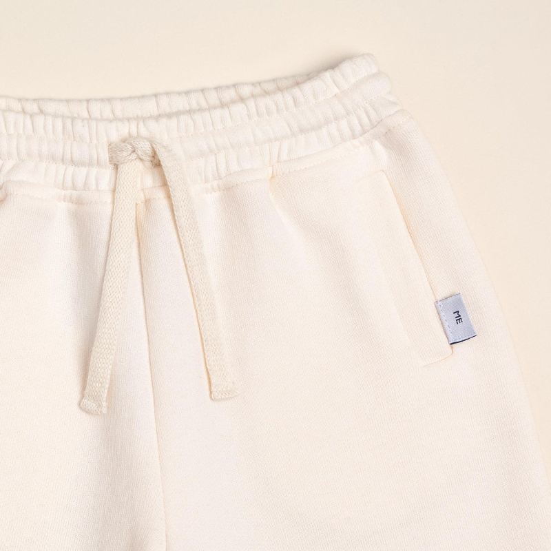 bermuda de rustico con bolsillos y cordon elio