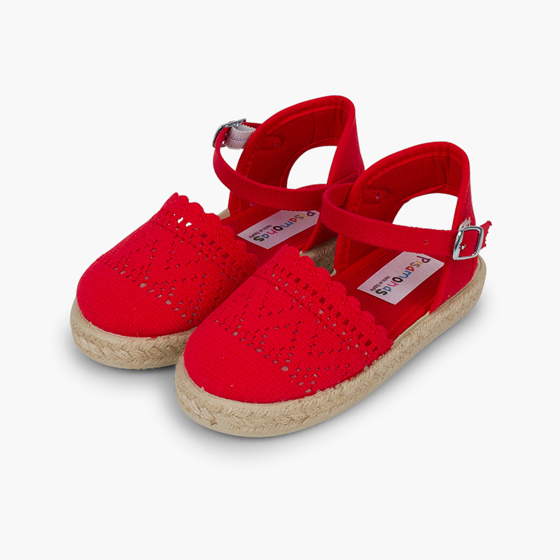 alpargata calada con hebilla rojo
