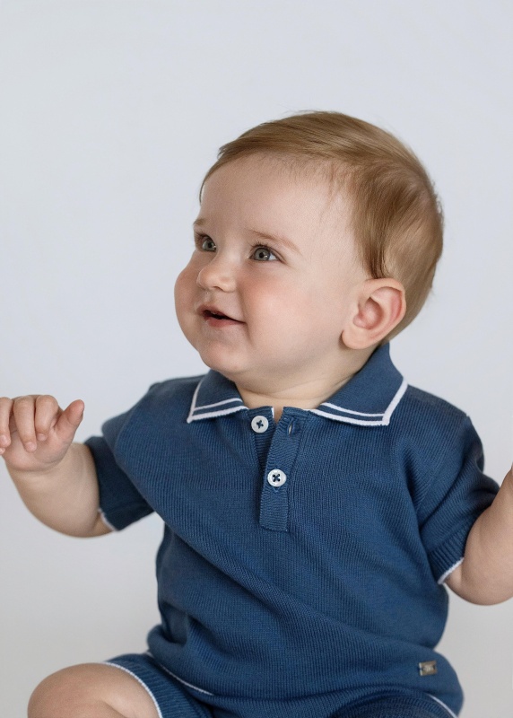 conjunto de alg con cuello polito