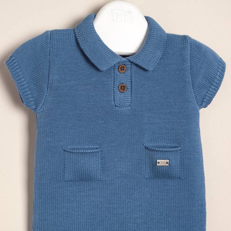 enterito con bolsillitos y cuello polo aero