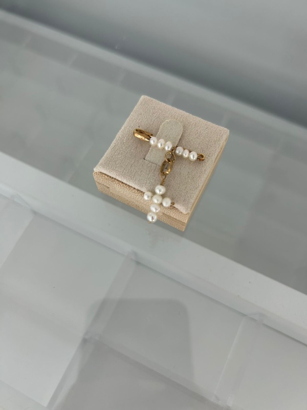 pearl y miraculous baby pin