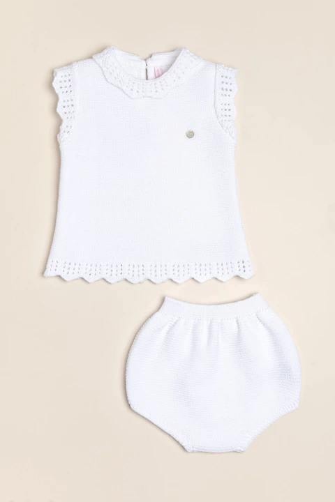 conjunto de santa clara con cuello calado bl