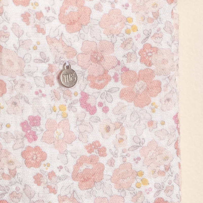 jardinero en gasa doble estampada liberty rose