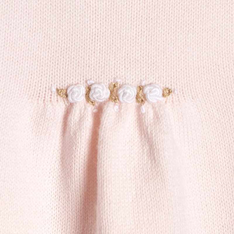 enterito bordado a mano con detalle juillet rosa