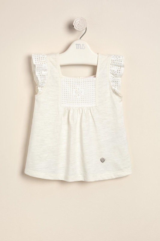 remera con canesu de alover calado