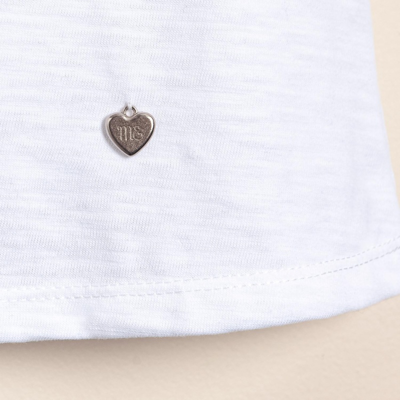 remera de flame con terminacion de puntilla bl