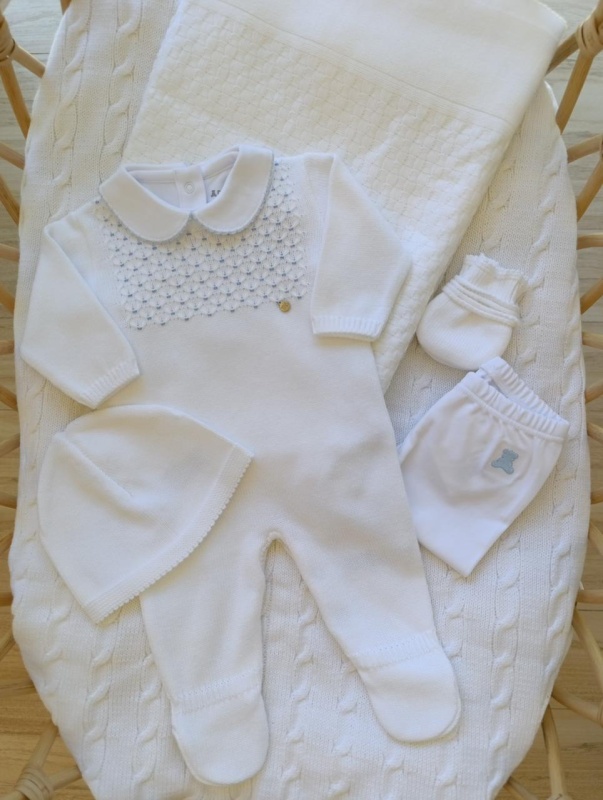 enterito alg con pie bord a mano bco/cel