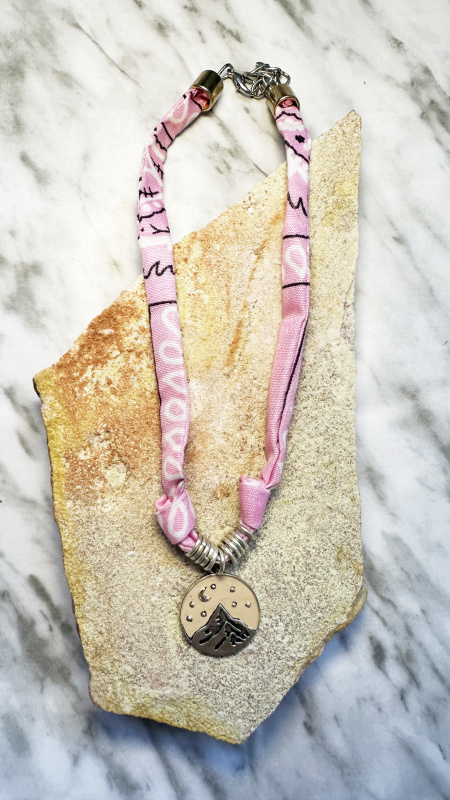 Collar Energy Rosa/Montaña Beige