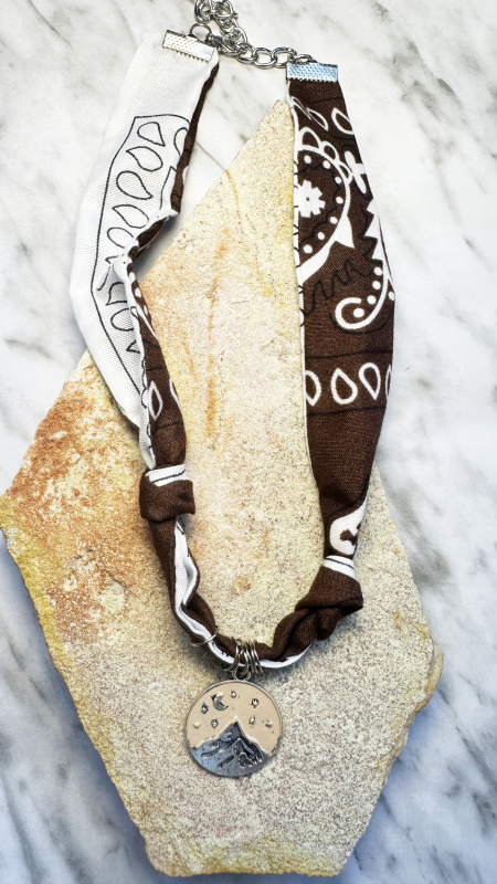 Collar Energy Marrón y Blanco /Montaña Beige