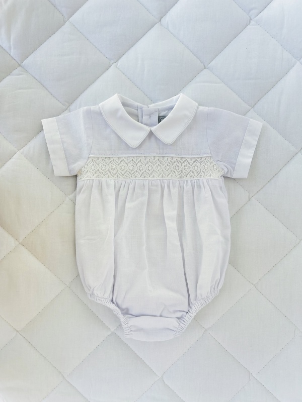 babucha con smock blanco