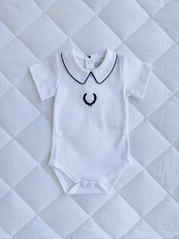 body inicial niño azul