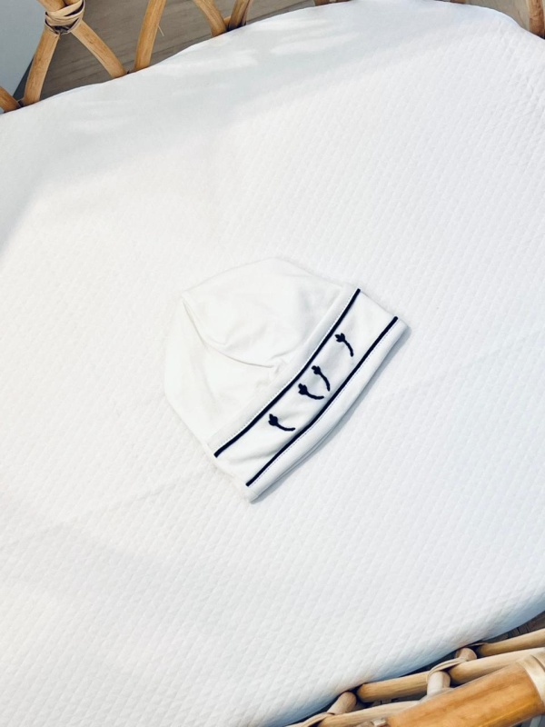 gorro inicial niño azul