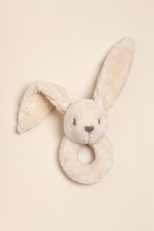 sonajero conejo off white