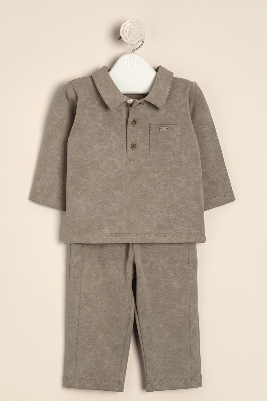 conjunto de remera con pantalon paul verde