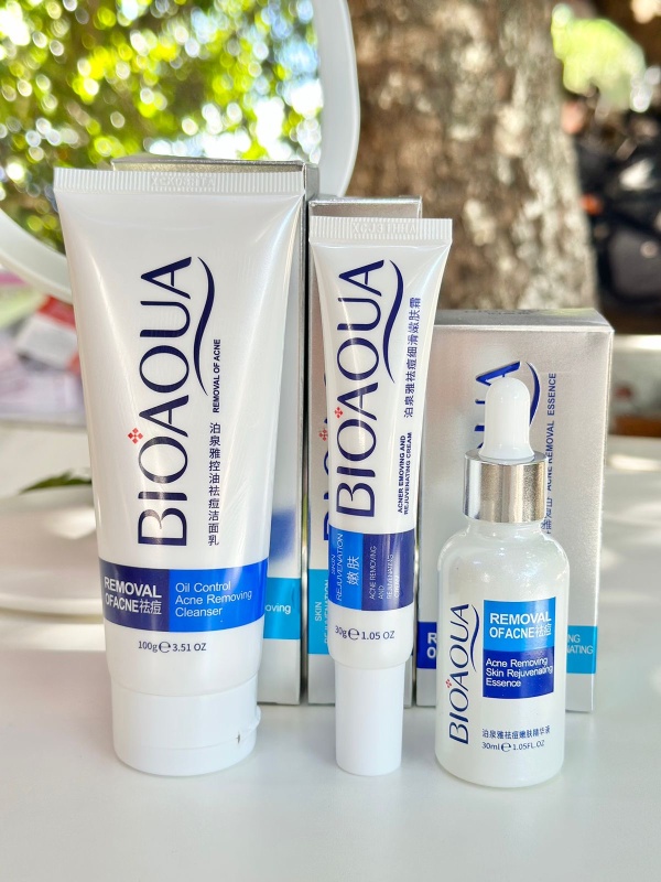 KIT ANTI ACNÉ - BIOAQUA 3 pcs